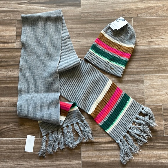 O'Neill Accessories - 🌿O’NIELL- SCARF AND HAT BEANIE MATCH SET🌿